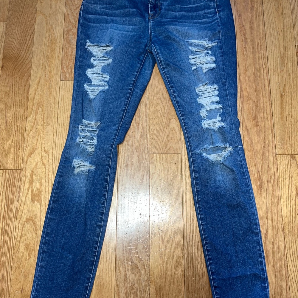 Women's Distressed Blue Jeans